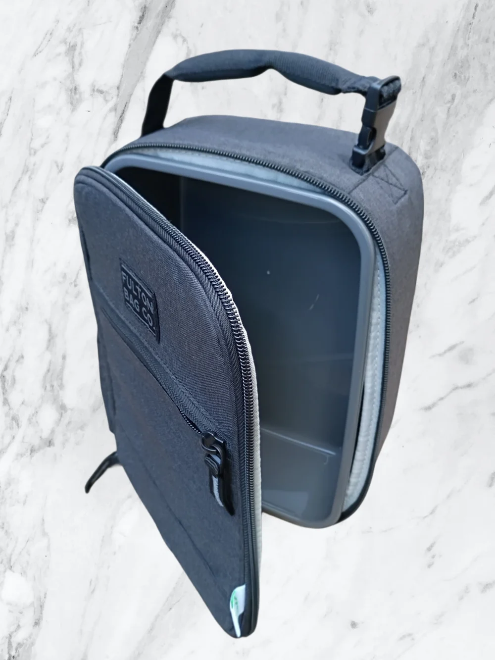 Upright Lunch Bag Zipperd With Plastic Insert And Bottle Holder